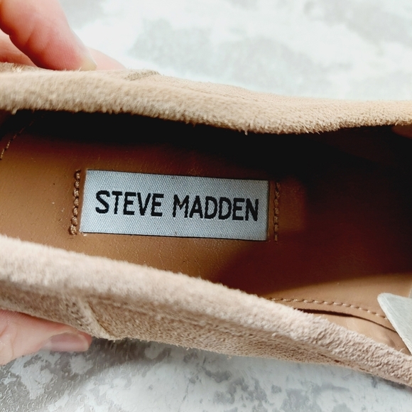 New Steve Madden Karmine Gleaming Tan Suede Goldtone Hardware Loafer W298 - Picture 9 of 11